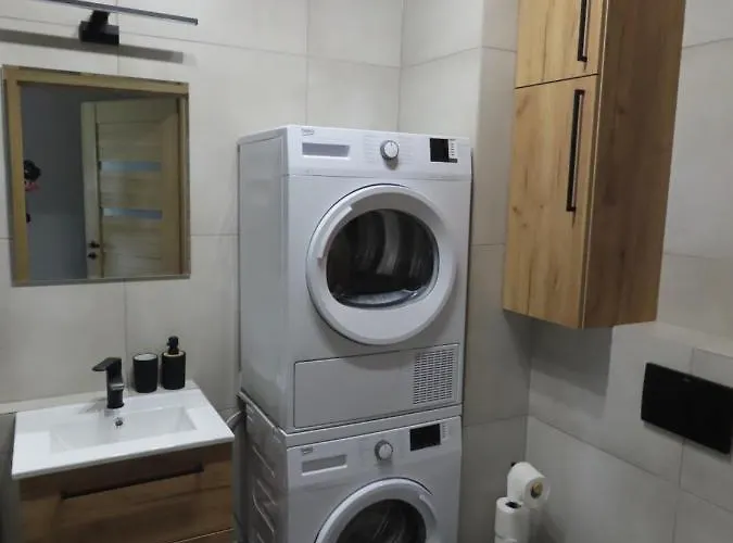 Mieszkanie Przy Bloniach Baza Wypadowa Na Rower 露米雅