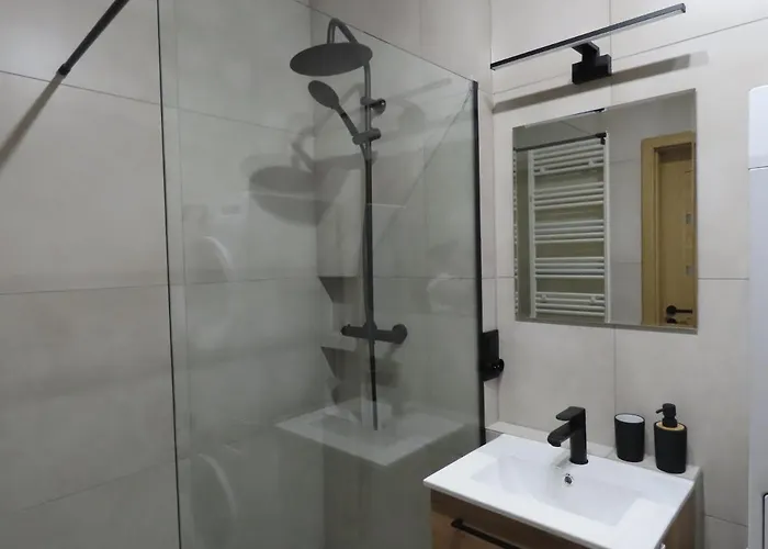 Mieszkanie Przy Bloniach Baza Wypadowa Na Rower * 露米雅